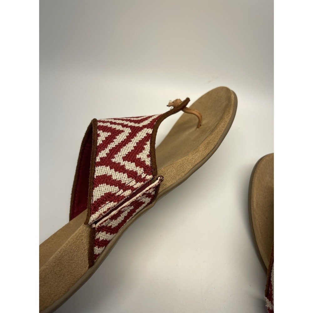 Minnetonka Women's Red White Thong Sandals Size 10 Boho Slip On Comfort - Picture 4 of 8